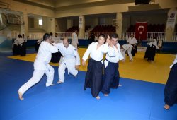 İSTANBUL 8.DAN YOSHIMITSU YAMADA SHIHAN SEMİNERİ 19-20/09/2015 - 2 