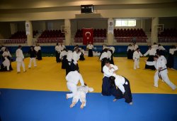 İSTANBUL 8.DAN YOSHIMITSU YAMADA SHIHAN SEMİNERİ 19-20/09/2015 - 2 