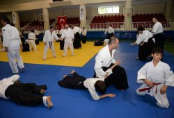 İSTANBUL 8.DAN YOSHIMITSU YAMADA SHIHAN SEMİNERİ 19-20/09/2015 - 2 