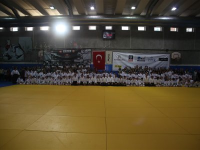 1. ULUSLARARASI AIKIDO ÇOCUK SEMİNERİ 7.DAN DONOVAN WAITE