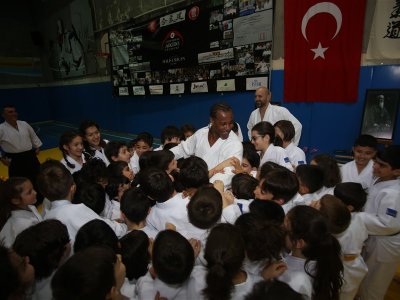 1. ULUSLARARASI AIKIDO ÇOCUK SEMİNERİ 7.DAN DONOVAN WAITE